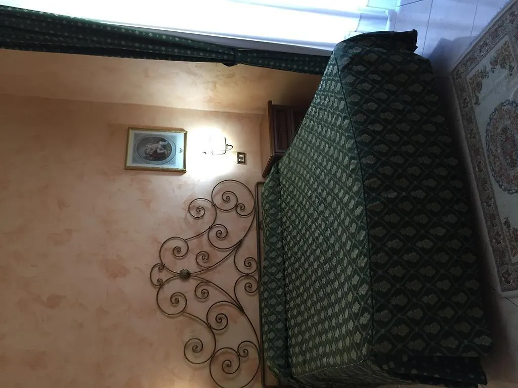 Hotel Centrale Europa CTA 2*,